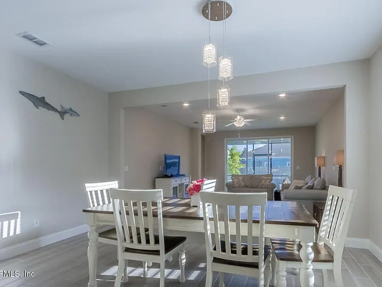 134 Sadler Ct — Photo 12