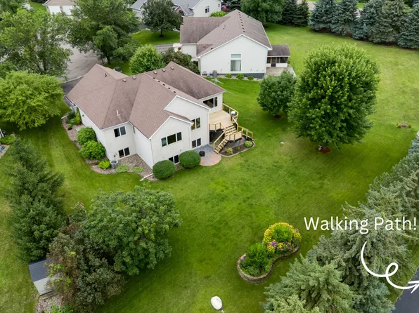 808 Bridle Creek Ln, Jordan, MN 55352