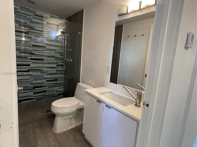 801 15th St #101 — Photo 16