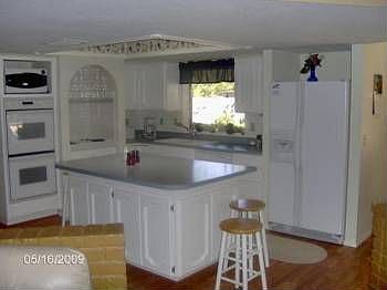 3rd image of 4006 E Garnet Cir
