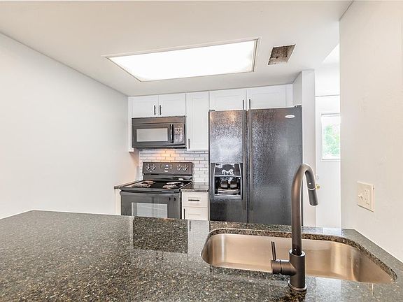 4th image of 4907 W MCELROY AVENUE #H209