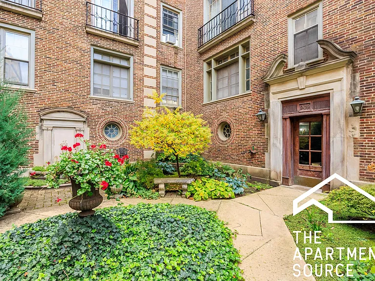 909 Elmwood Ave #O3 — Photo 14