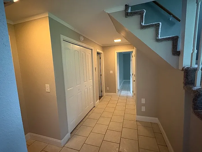 42 Greene Dr — Photo 17