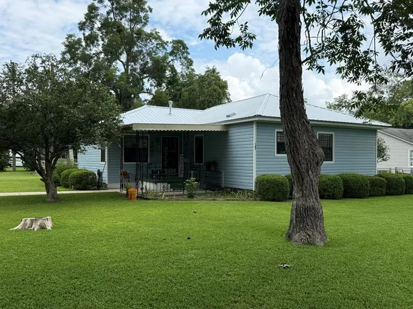 121 Brunswick Ave, Fitzgerald, GA 31750