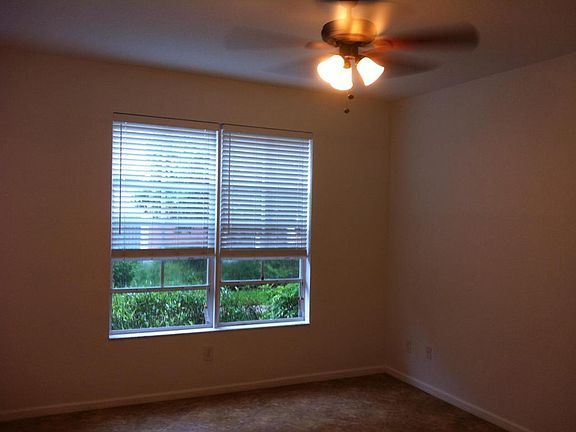 4th image of 3553 Forest Hill Blvd APT 43
