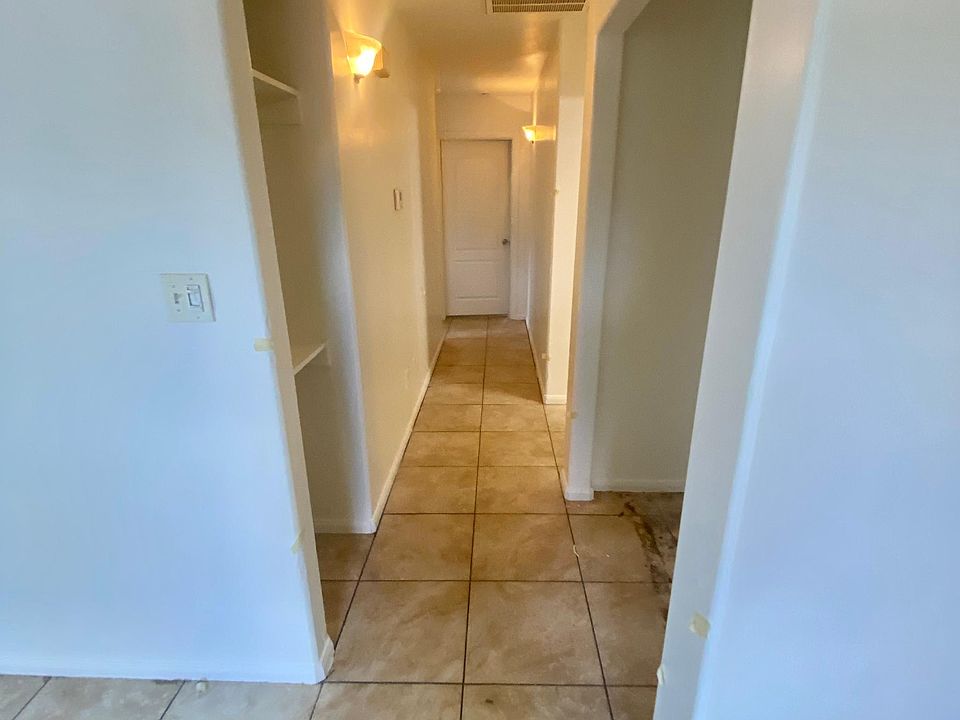 128 Kincaid St A, Bakersfield, CA 93307 Zillow