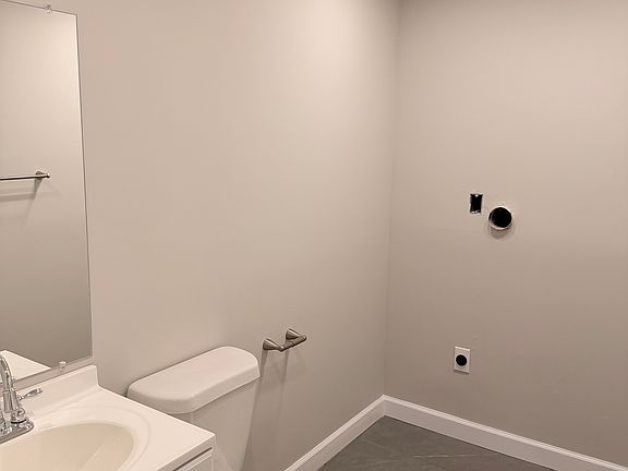 4th image of 514 Broken Oak Ct #514
