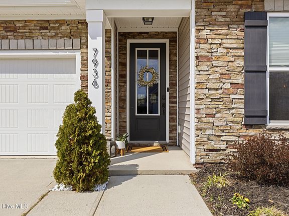 3rd image of 7936 Huron Drive