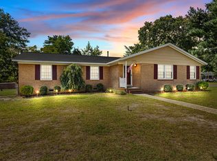 2809 Skycrest Dr, Fayetteville, NC 28304
