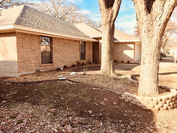 4th image of 1227 Brookfield Ln