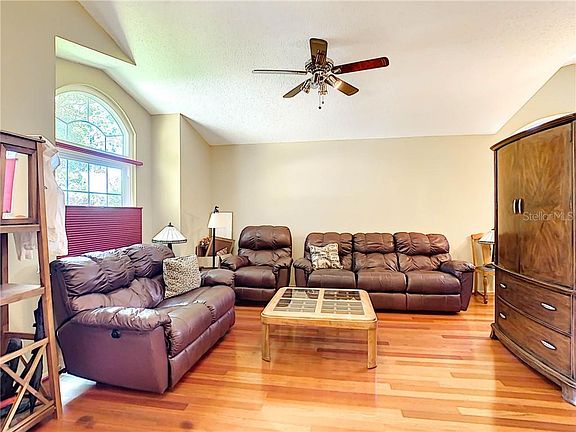 3rd image of 2325 Palm Creek Ave