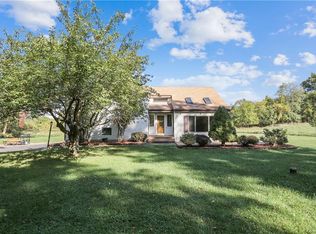 5 Marotta Dr, New Windsor, NY 12553