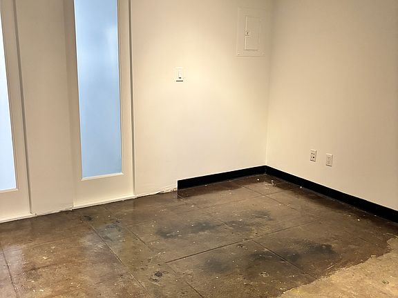 4th image of 411 S Main St #7af23ea7c