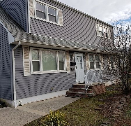2nd image of 147 S 21st Ave