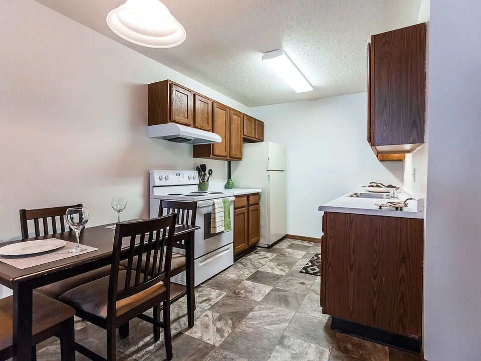 Autumn Apartments ; 2 Bedroom ; Kitchen & Dining