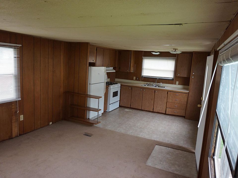 2nd image of 7320 S Hurst Ln