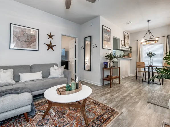 5963 Ross Ave APT 103, Dallas, TX 75206