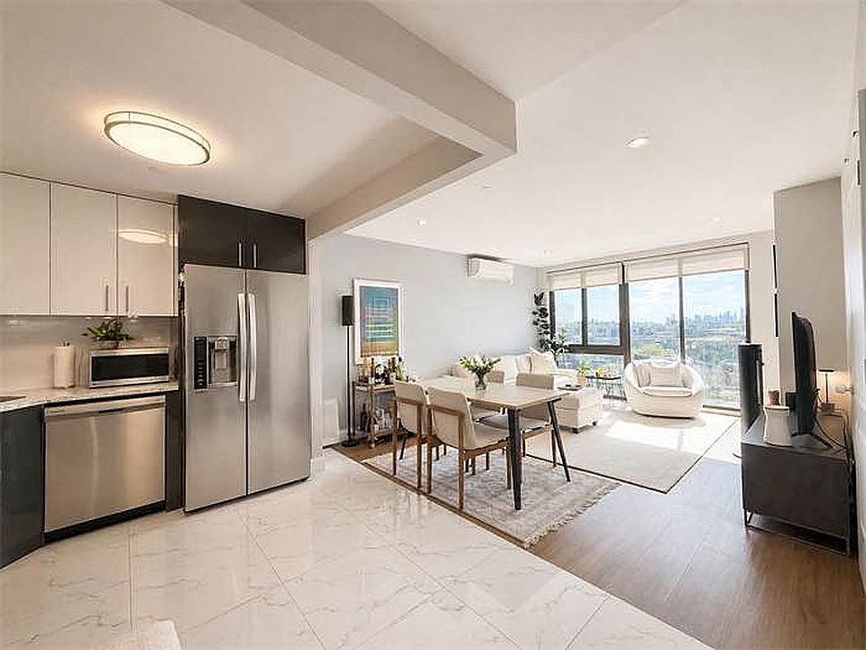 1st image of 4511 82nd St #W8g