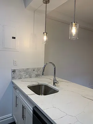 Rented by Rita S Citrin, LREB | media 16