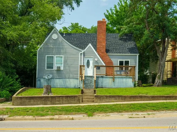 709 E 10th St, Rolla, MO 65401