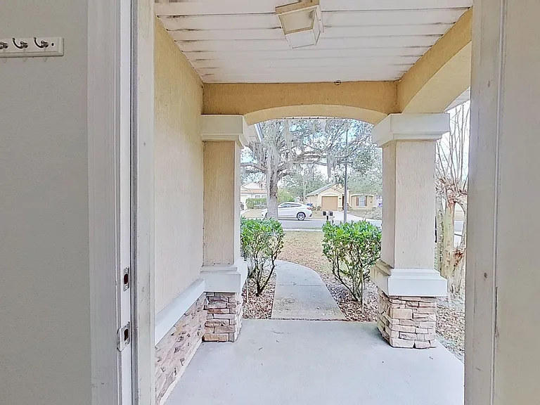 796 Wynfield Cir — Photo 3