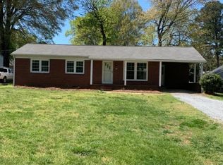 719 W Mountain St, Kernersville, NC 27284