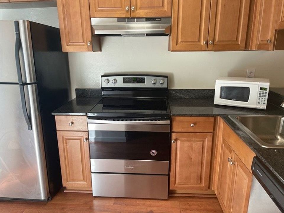 1st image of 7319 Starward Dr APT 33