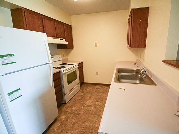 5th image of 1201-1215 1st St N #N106