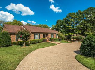 1204 Saxon Dr, Nashville, TN 37215