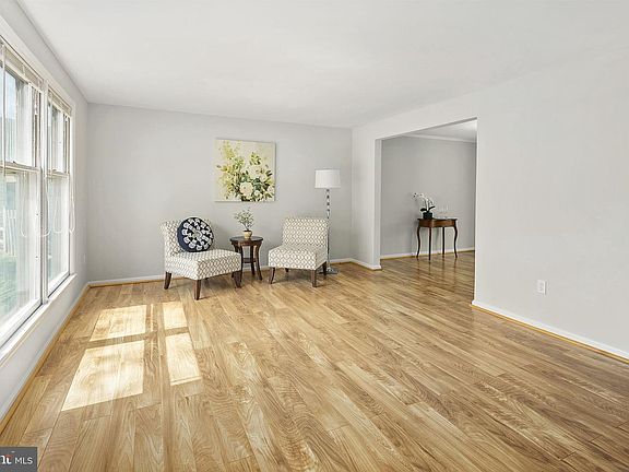 5th image of 2605 Claxton Dr