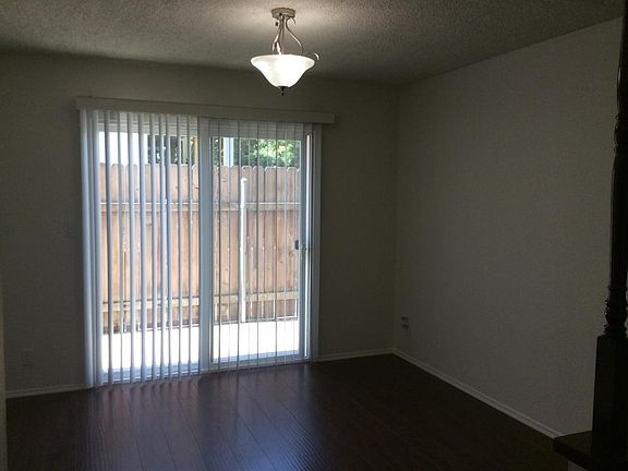 5th image of 1317 26th St APT 2
