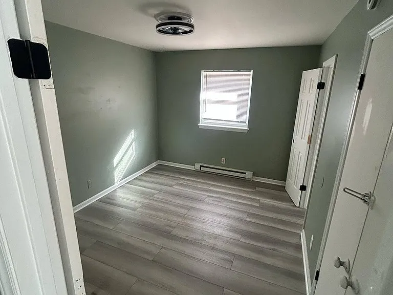 625 Middle St #A — Photo 5
