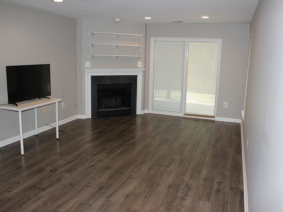 Walkout basement space to fenced backyard.