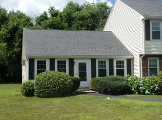 5 Blueberry Dr 2-FLOOR 1, Lakeville, MA 02347