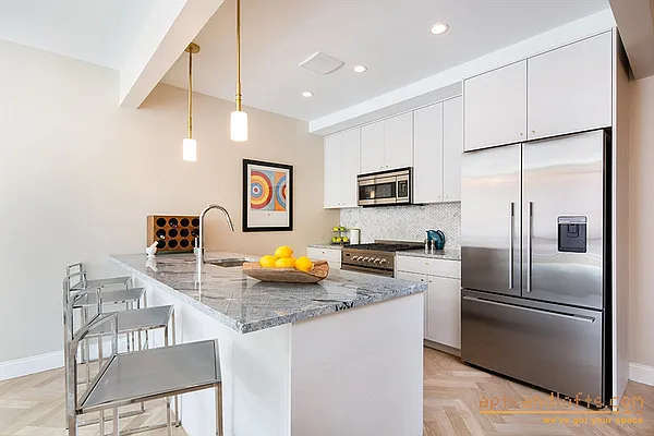 Sold by Citi Habitats | media 4