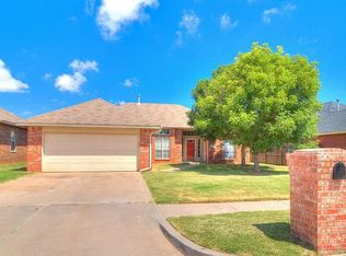 10501 NW 45th St, Yukon, OK 73099