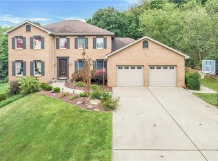 115 Hemlock Way, Ellwood City, PA 16117