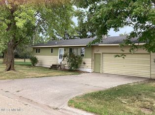 135 9th Ave SW, Perham, MN 56573