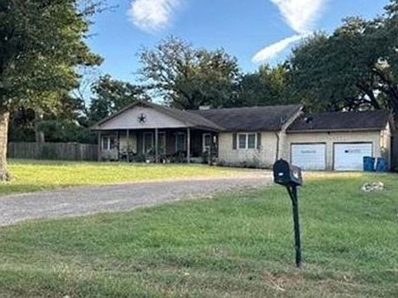 3rd image of 535 Cedar Creek Rd