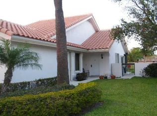 2634 Mohawk Cir, West Palm Beach, FL 33409