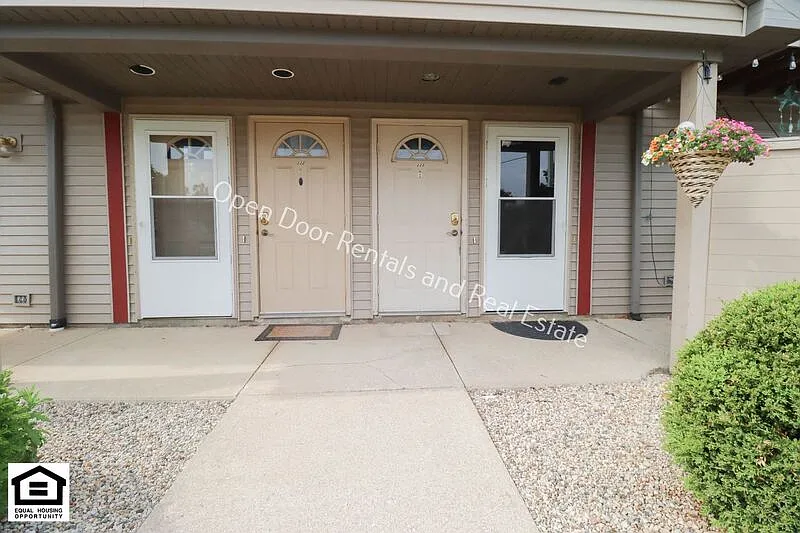 1000 Old Brick Rd — Photo 3