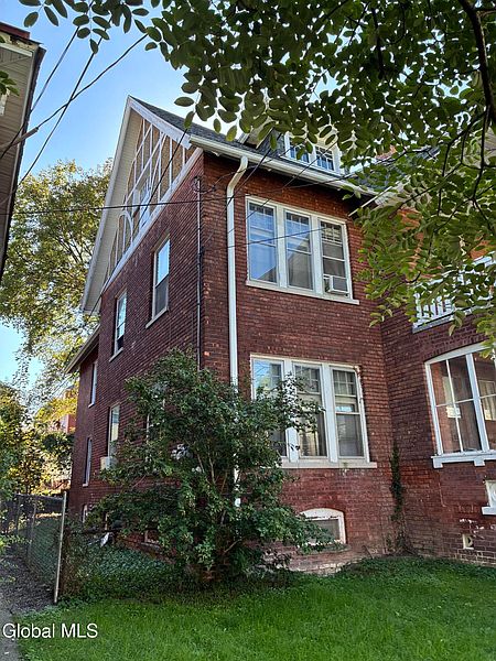 2nd image of 2166 14th Street