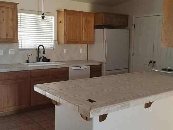 5th image of 3930 Coral Reef Dr