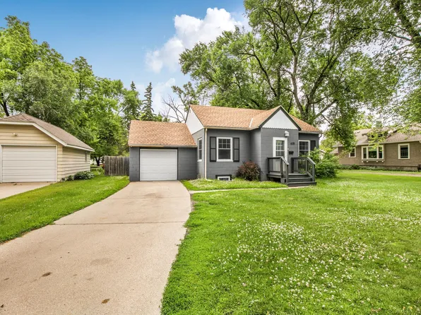 635 E 2nd St, Litchfield, MN 55355