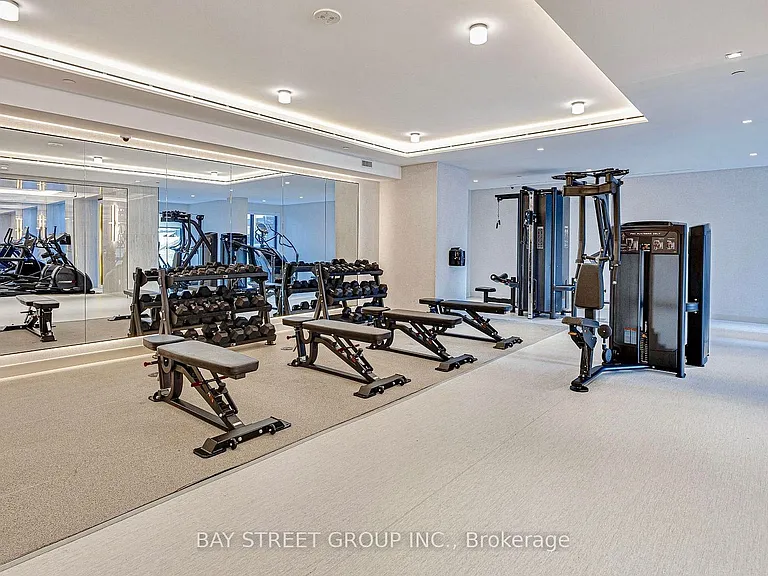 8 Wellesley St W #1811 — Photo 6