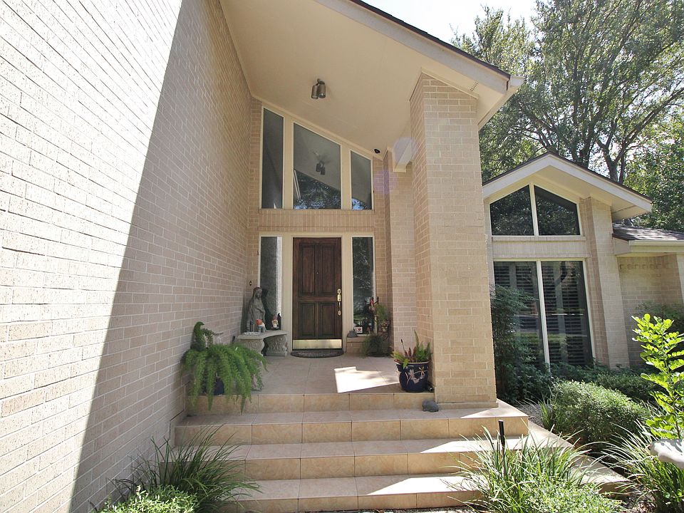 1st image of 725 Avocet Ave