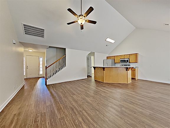 2nd image of 3008 Skyvalley Grv