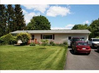 5039 Skyline Dr, Syracuse, NY 13215