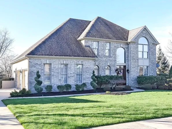 204 Spencer Ct, Coraopolis, PA 15108