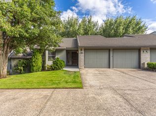 3300 NE 164th St APT R2, Ridgefield, WA 98642